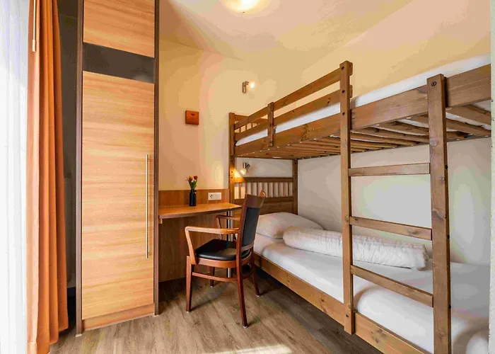 호텔 Hagnauer Hof 3*